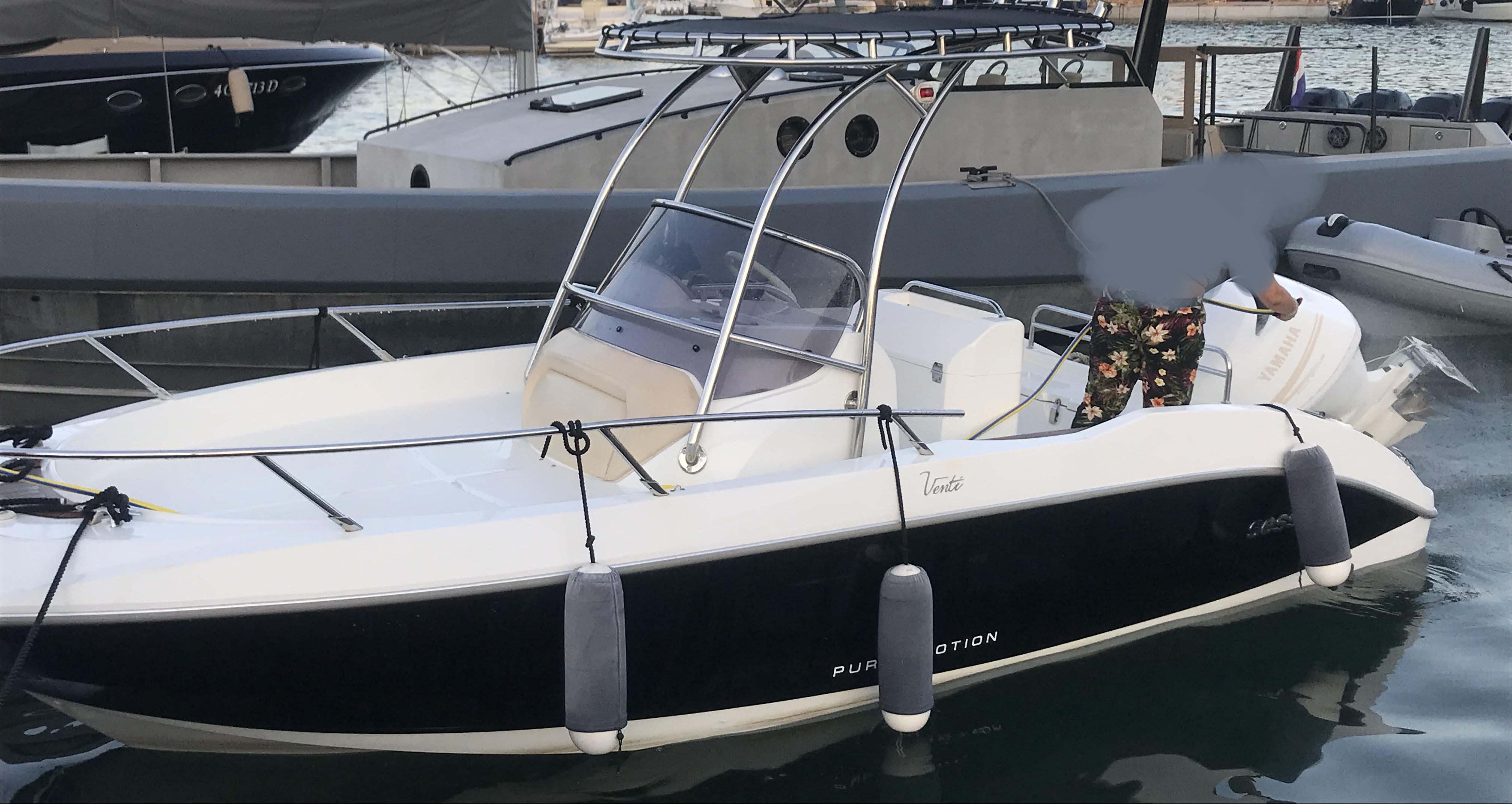 <<< VENDUTO >>> Sessa Key Largo 20 wa + 150Hp Yamaha <br><a href=dettaglio.aspx?Id=94 >VAI ALLA SCHEDA</a>